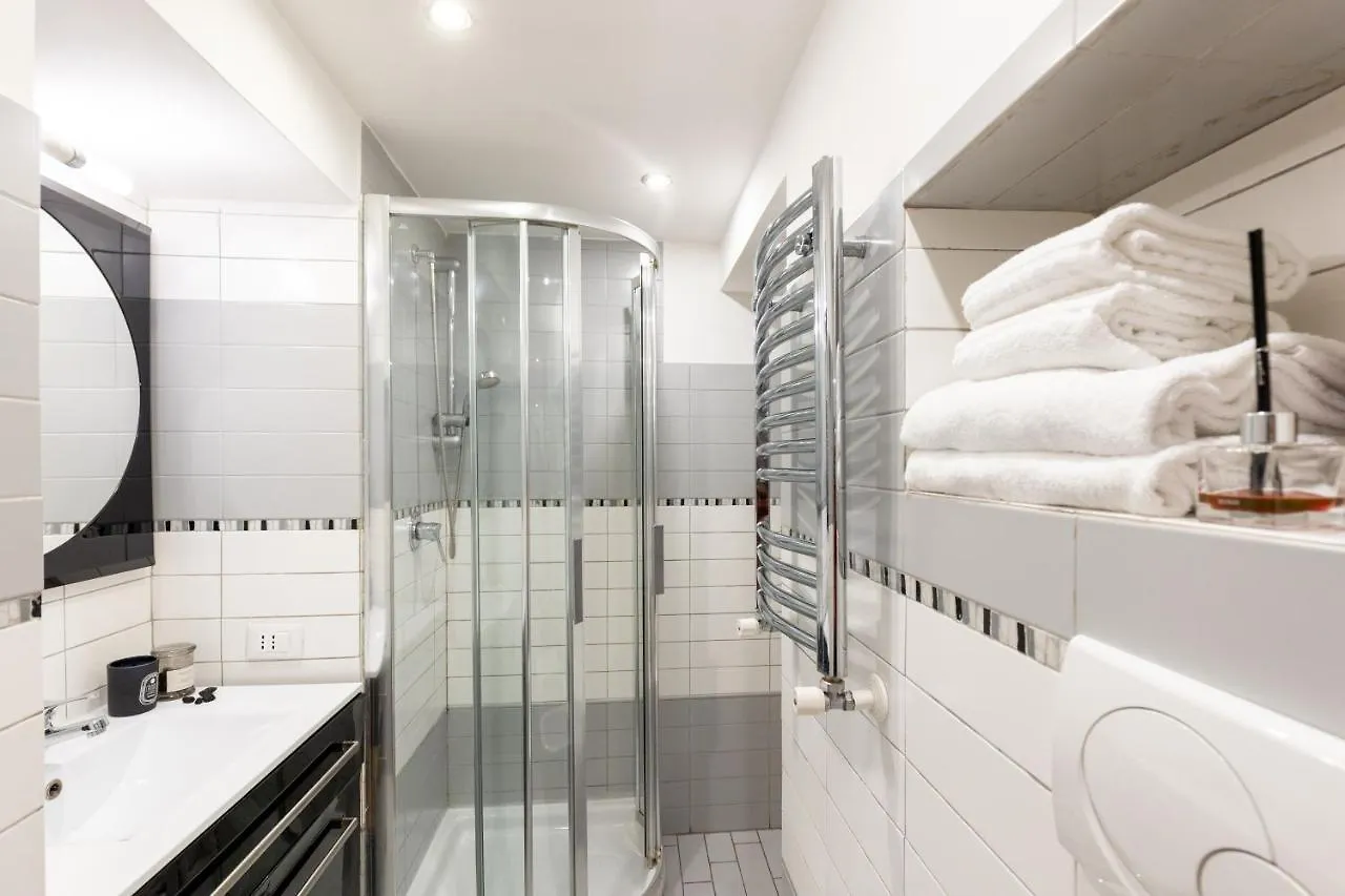 Colosseo Design Loft Rome Apartment